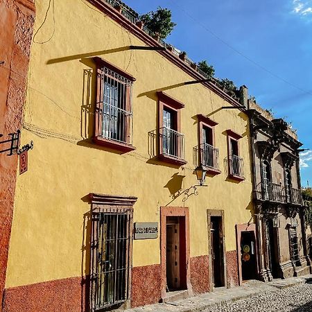 Hotel Maria Isabela Альенде Экстерьер фото